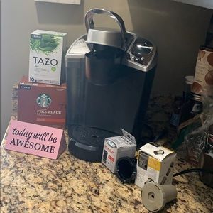 *Feature* Keurig Coffeemaker, Filters, & K-cups
